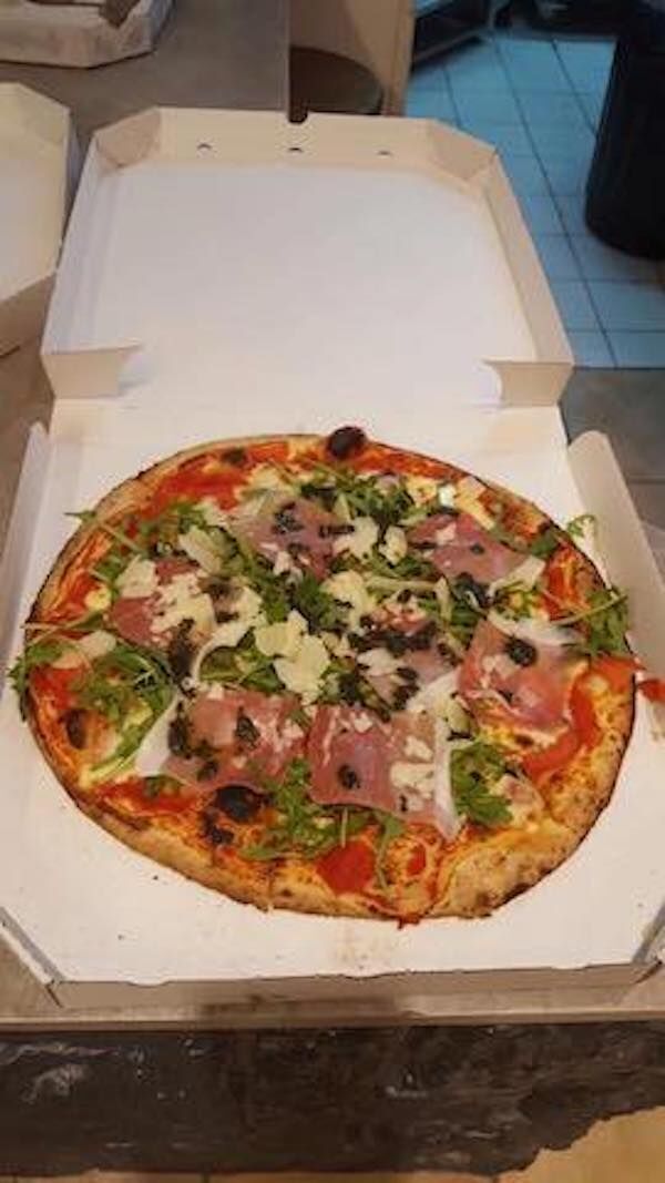Pizza spéciale ste anne