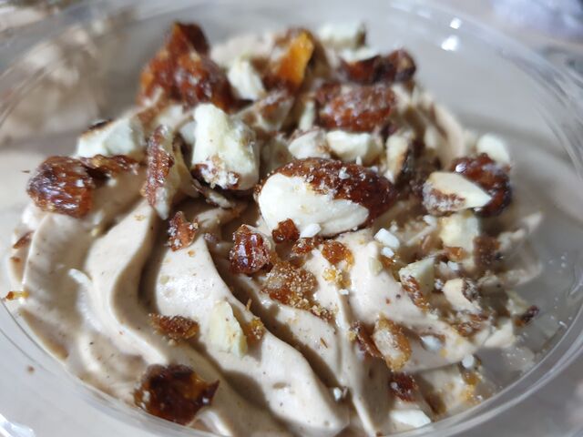 Mousse cacahuètes aux cacahuètes caramélisées