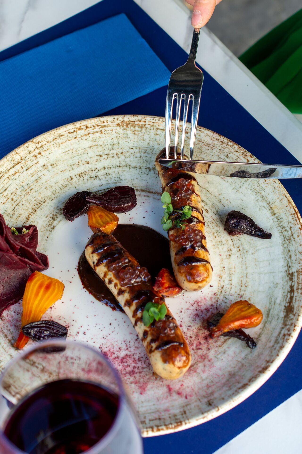 Saucisses de lapin, betterave et foie gras