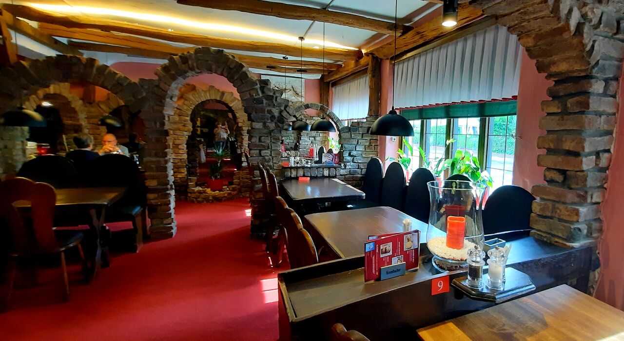 Essen im rustikalem Flair