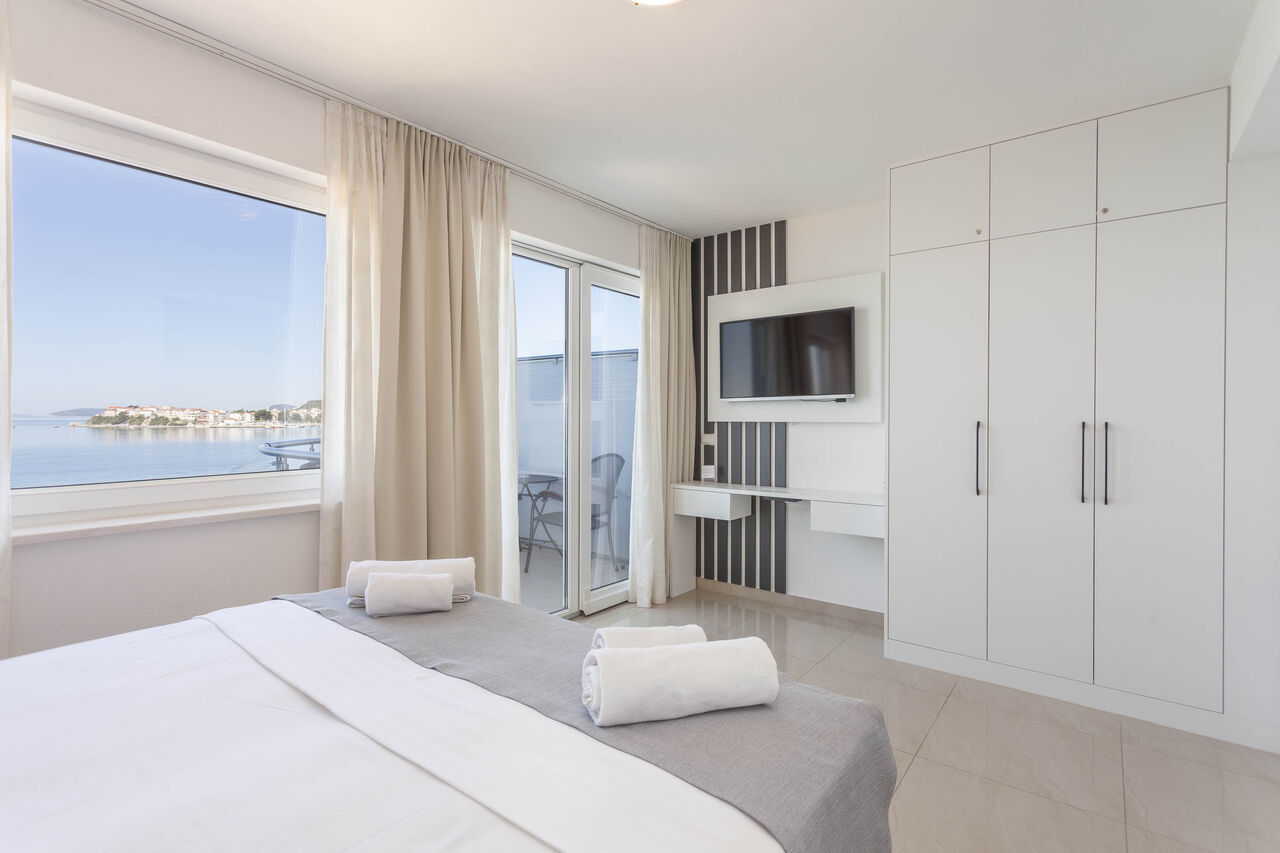 Family Quatruple Room Balcony Sunset View