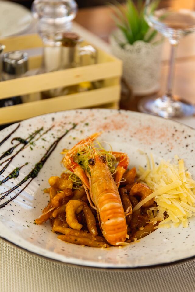 Ručno rađeni pljukanci sa škampima 