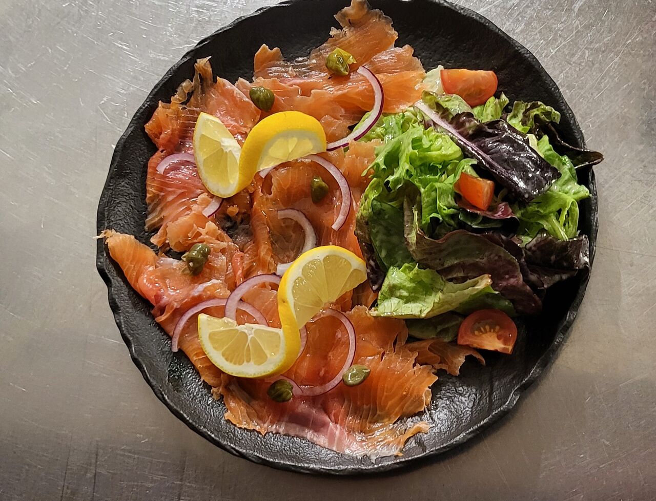 Assiette de Saumon gravlax