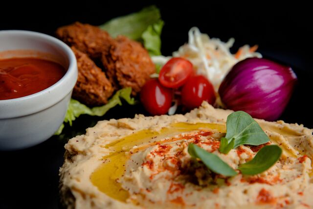 HUMUS CU FALAFEL