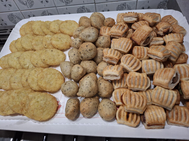 ROSTI DI PATATE,BOMBETTE,SALATINI MISTI