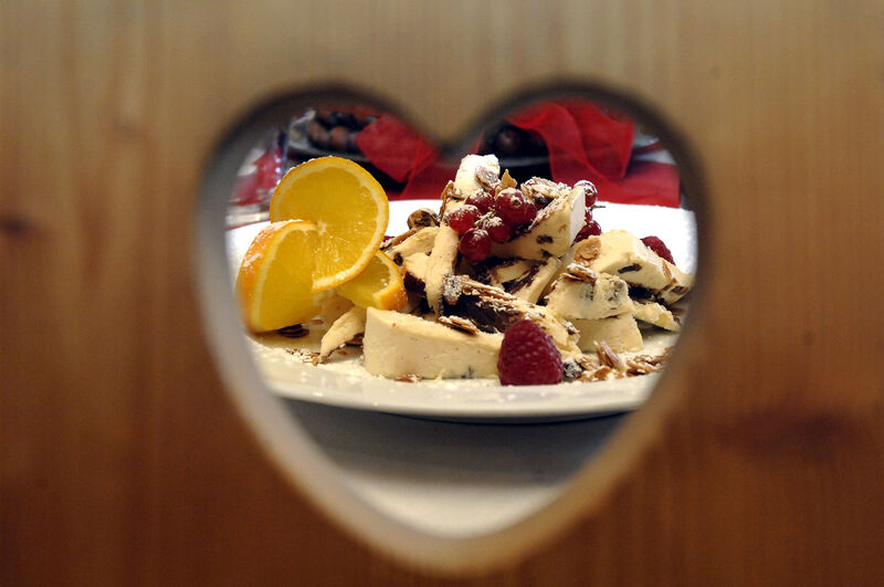 Geeister Kaiserschmarrn/Glühweinkirschen
Kreation:Thomas Semmler(Restaurant Haus Kleineichen)