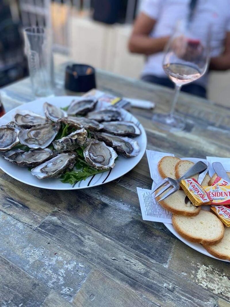 Assiette d’huître à la douzaine 