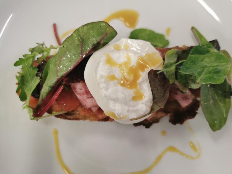 Burrata et bruschetta