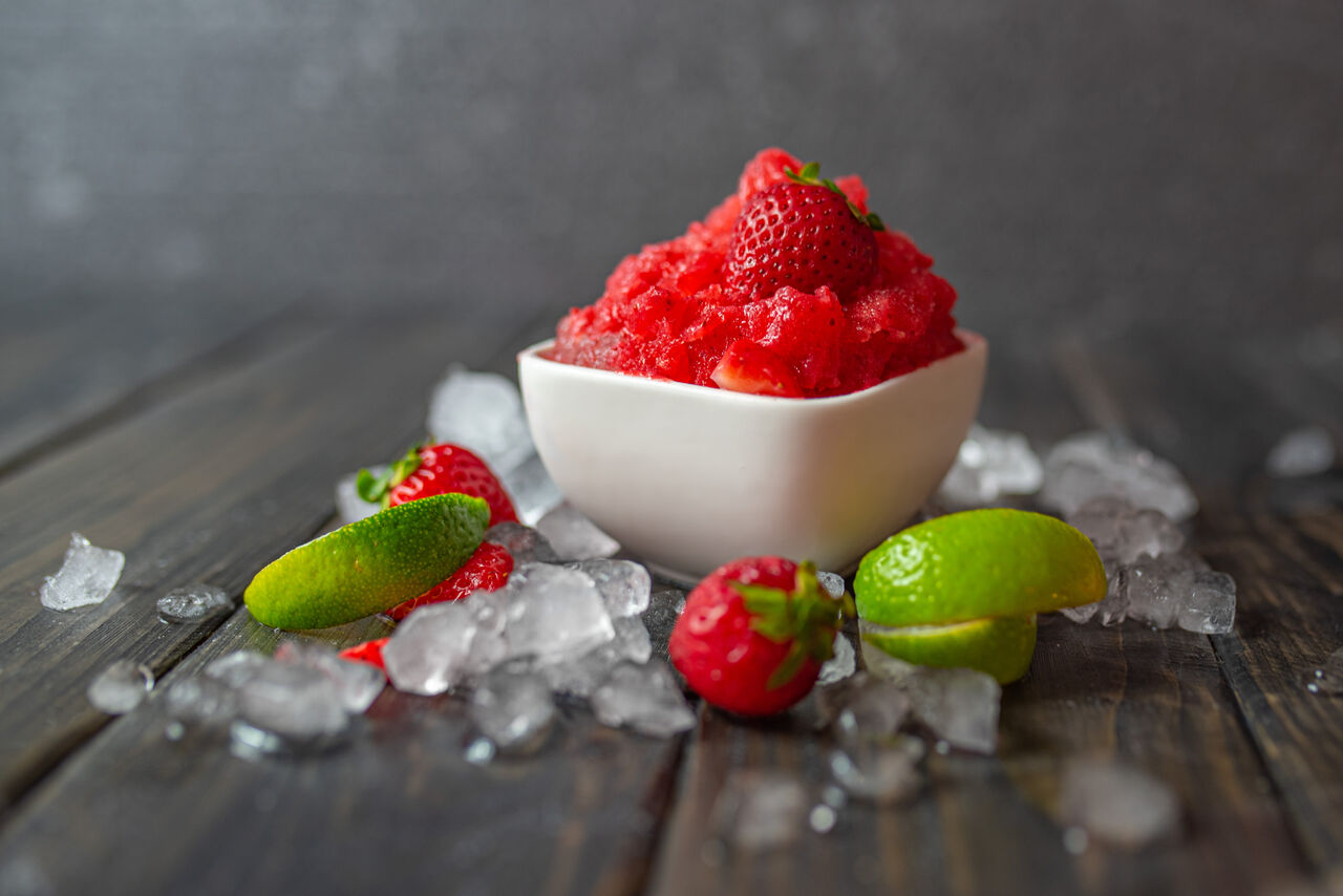 Jahoda oholená zmrzlina 