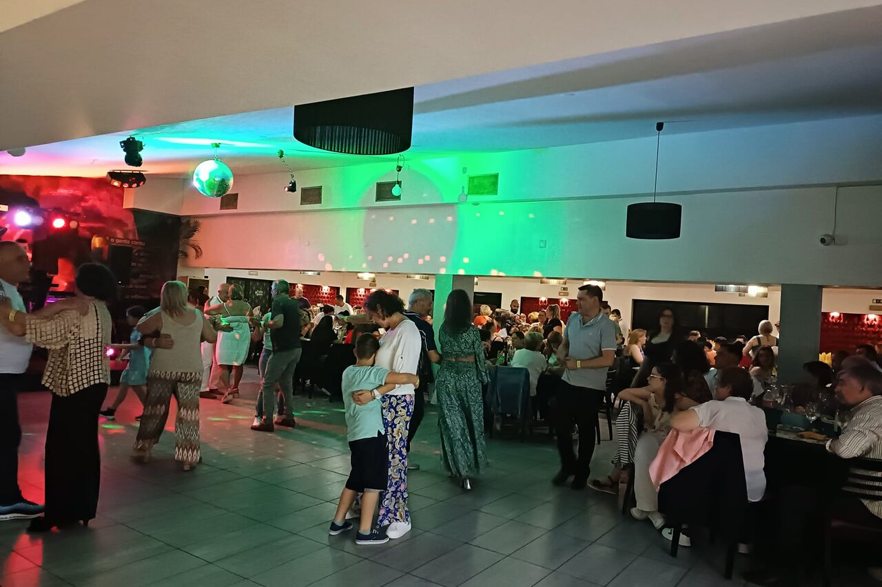 Venha dançar em Lourosa!