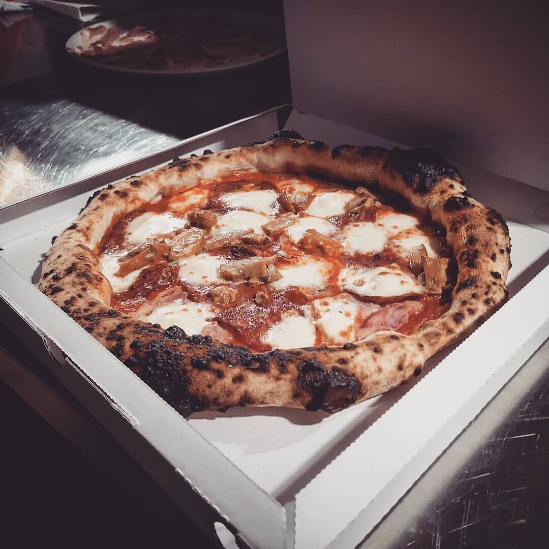 IMPASTO VERACE - Salame piccante, bufala, porcini