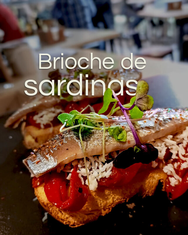 Brioche de sardinas
