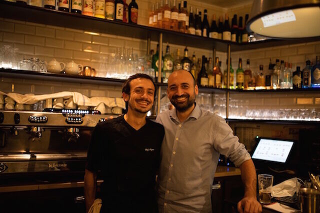 Les deux fragins au manettes du restaurant Victor en cuisine et Antoine en salle
