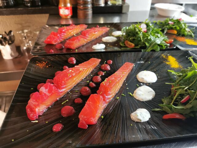Saumon Gravelax, mousse de bretrave