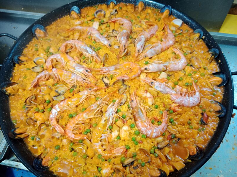 Paellas por encargo MINIMO.8 PERSONAS.