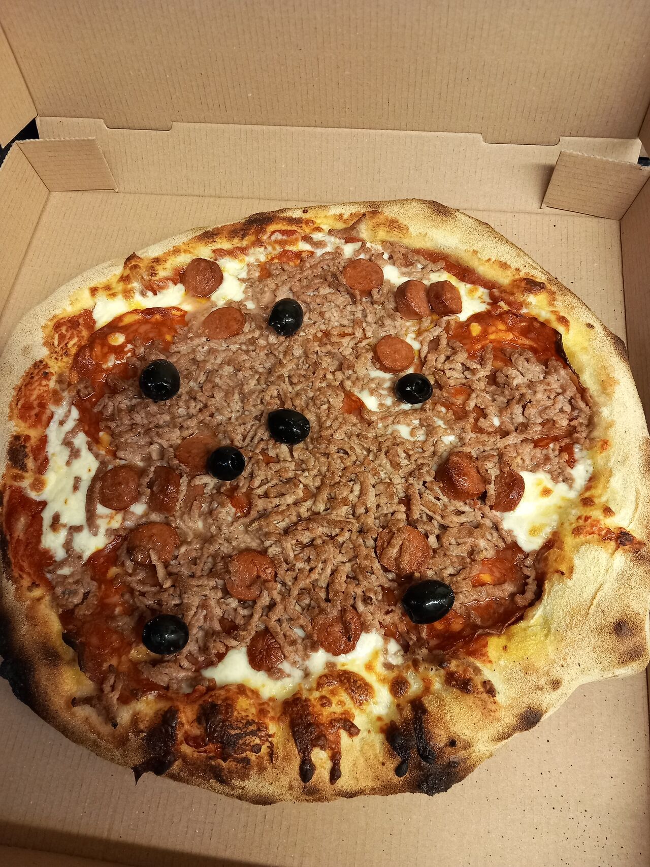 Pizza la cannibale triple