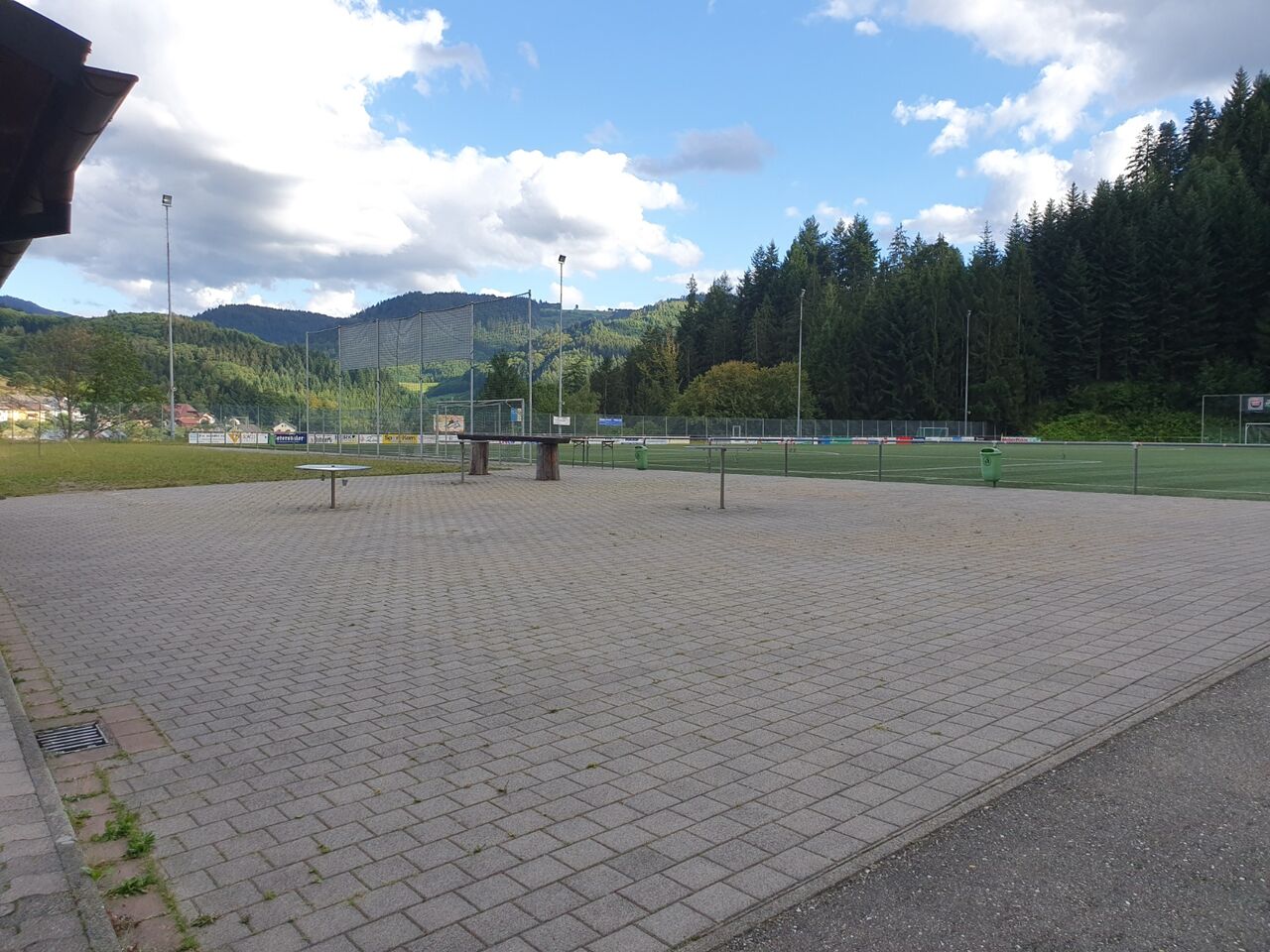 Aussenansicht Vorplatz