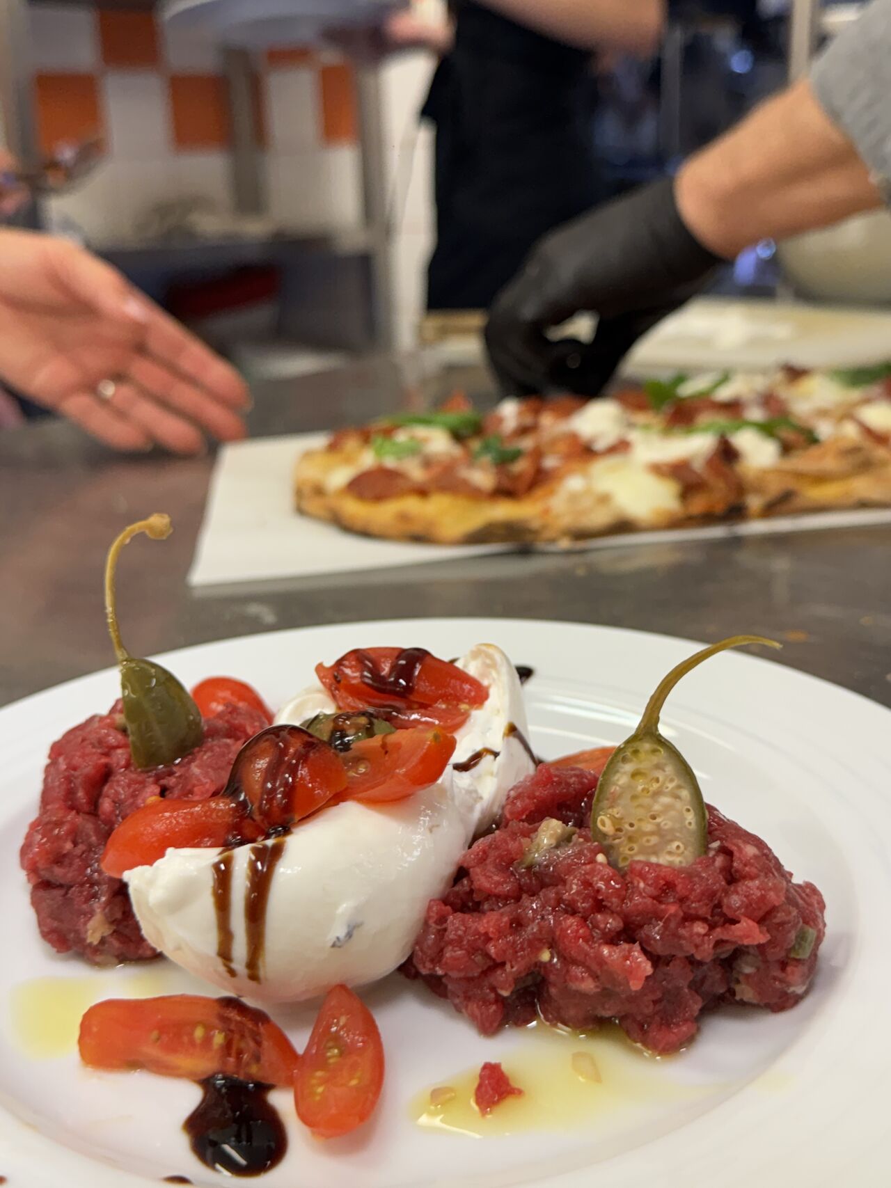 Tartare di manzo e burrata al tartufo