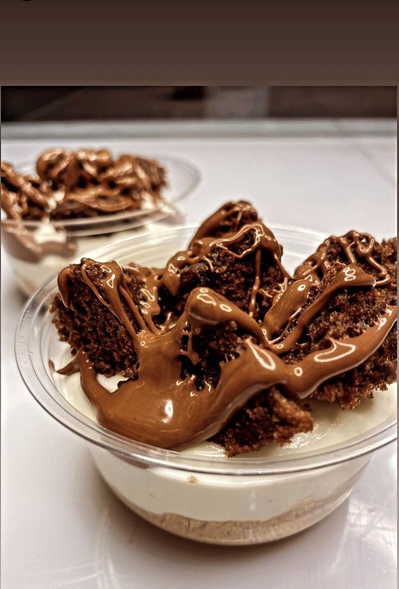 Cheesecake al cioccolato con brownies