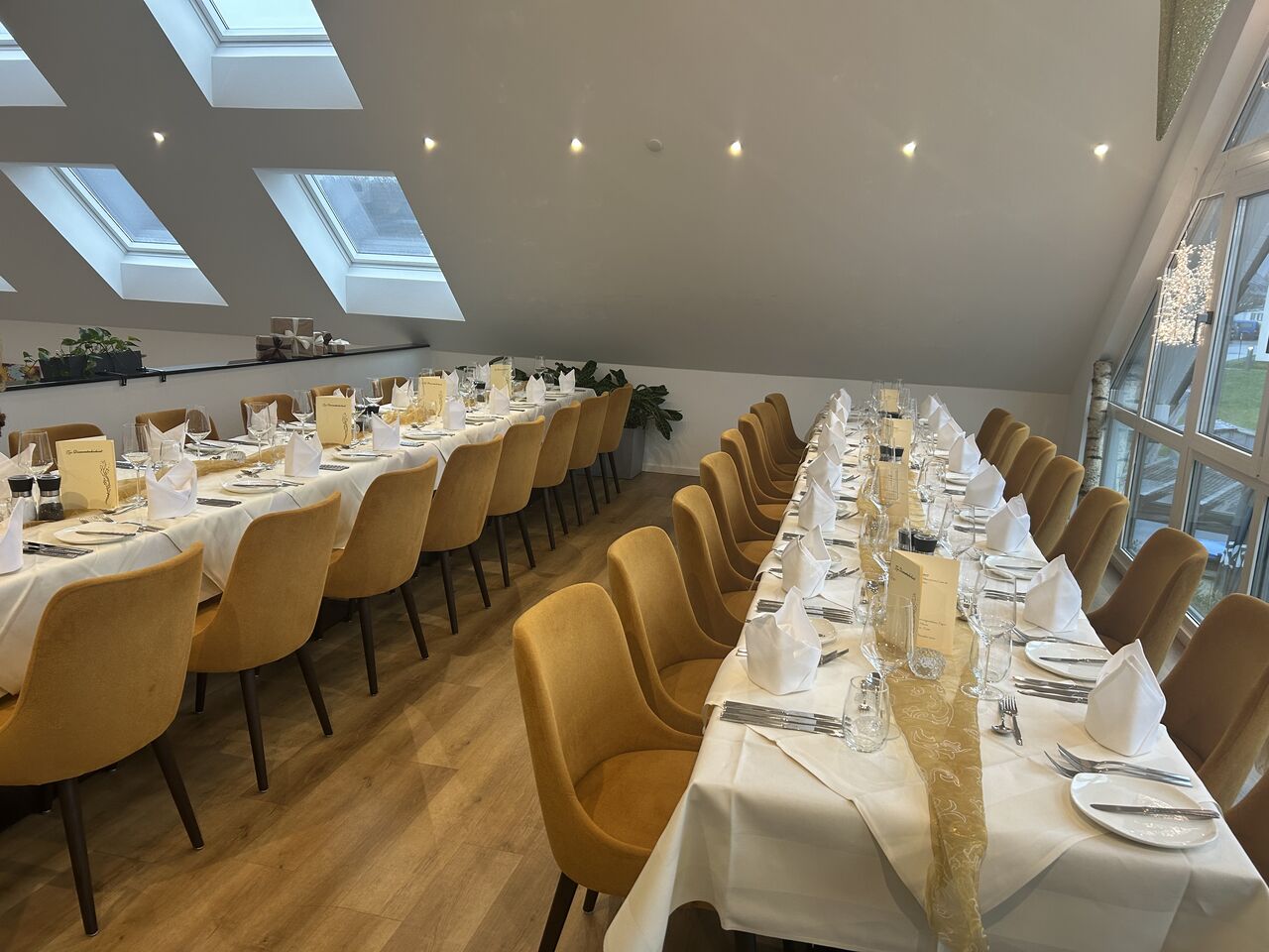 Empore auf der ersten Etage, Diamanthochzeit 