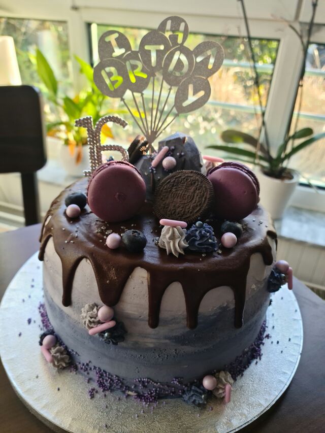 Drip Cake 