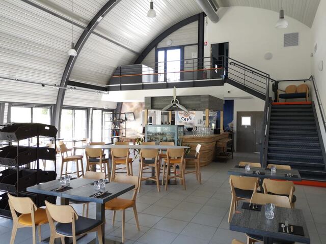 Salle reconfigurée suite au COVID-19