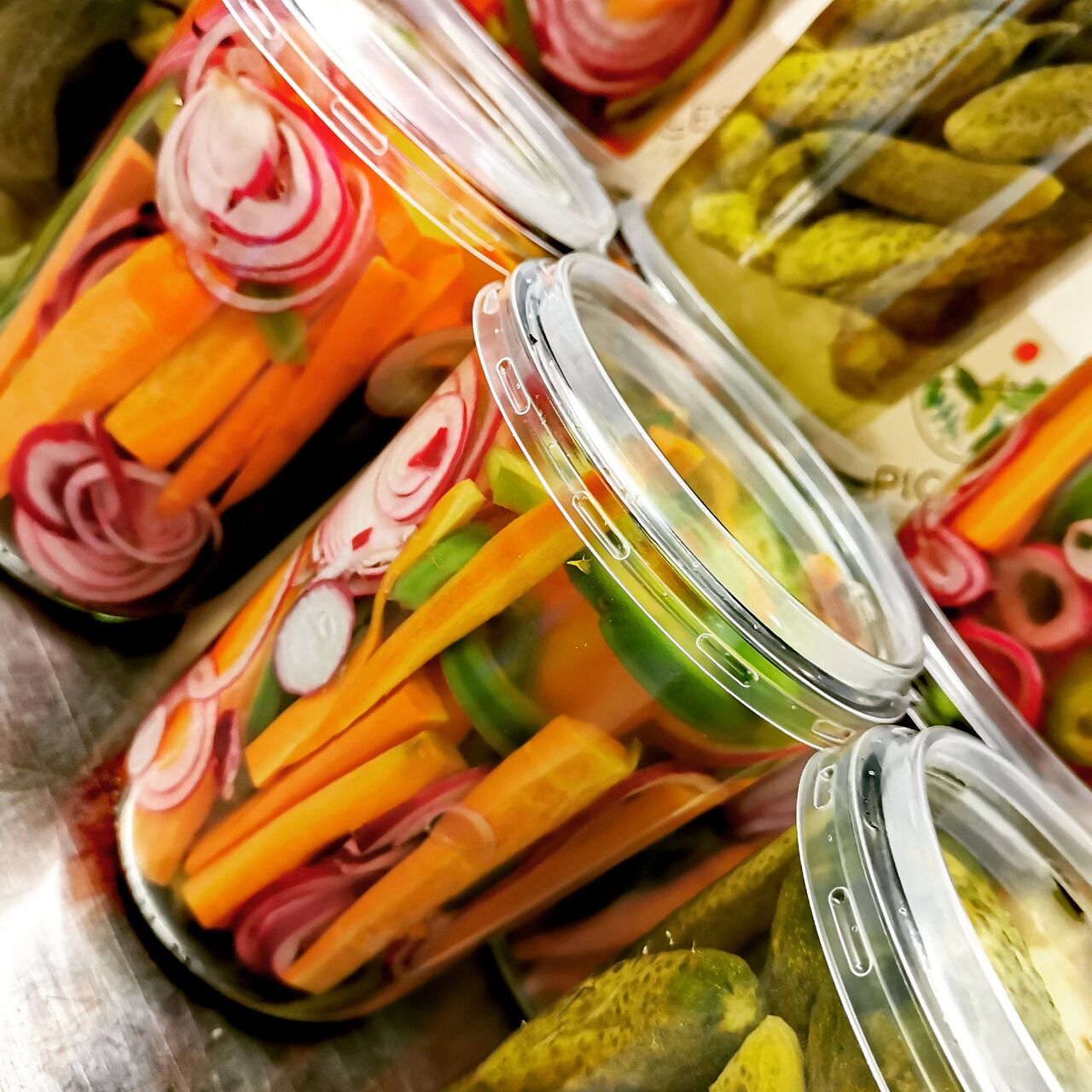 Retrouvez nos Pickles maison sur le buffet