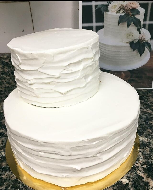 Wedding cake fraisier
Double hauteur de fraisier par étage, masqué à la chantilly