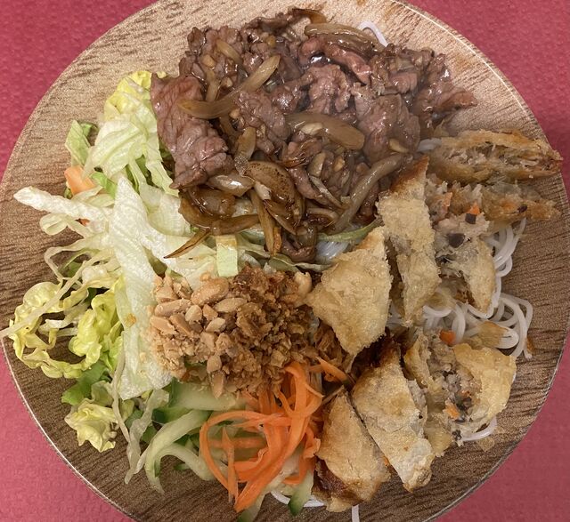 Bo bun au bœuf nem poulet 