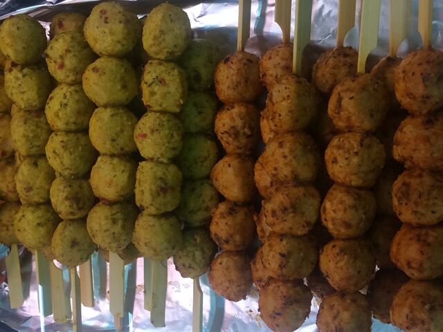 N’attendez plus commandez par téléphone /venez /payez/emportez 