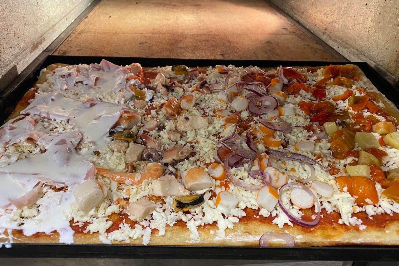 La nostra offerta: anche pizze al taglio o formato famiglia!