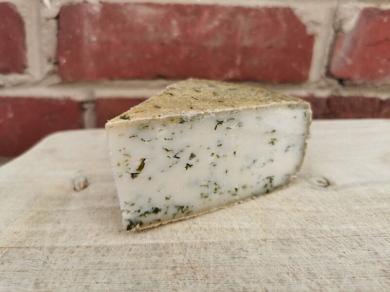 Tomme de chèvre à l'ail des ours
