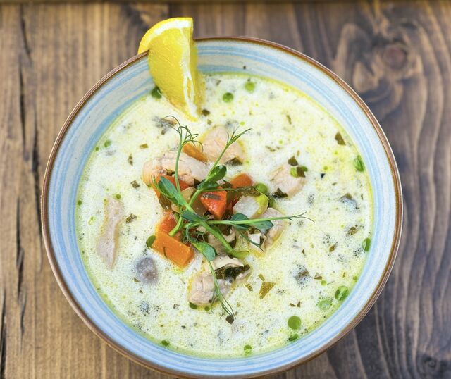 Tárkonyos csirkeragu leves