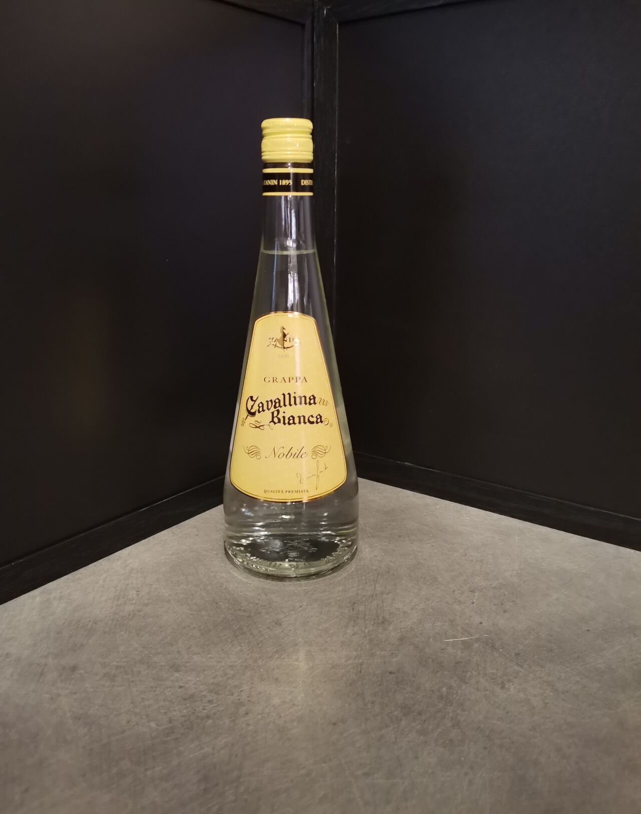 Grappa Cavallina Bianca 70cl=23.50€ 