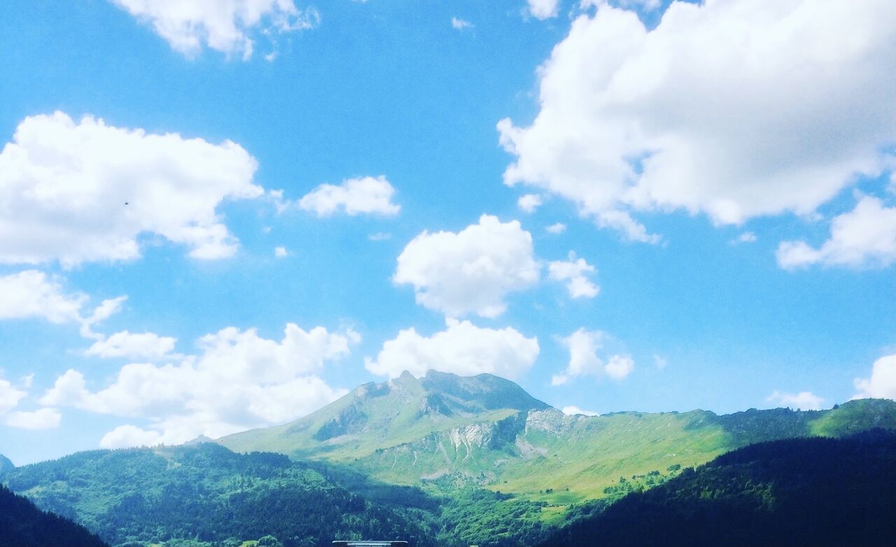 Vue sur le Roc d'Enfer 