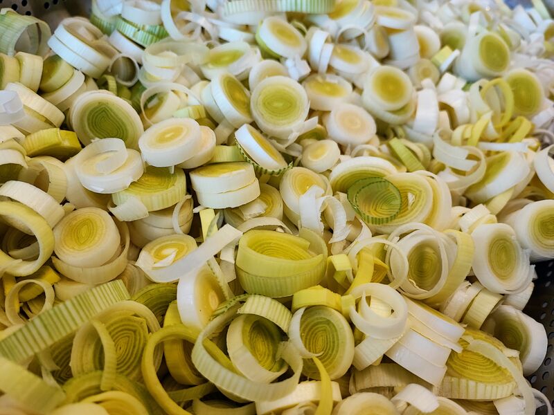 C'est parti pour la cuisson de la fondue de poireaux