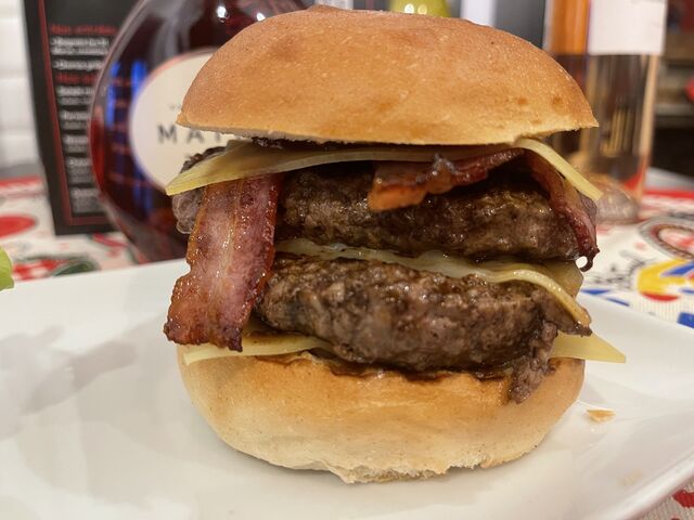 Bacon burger