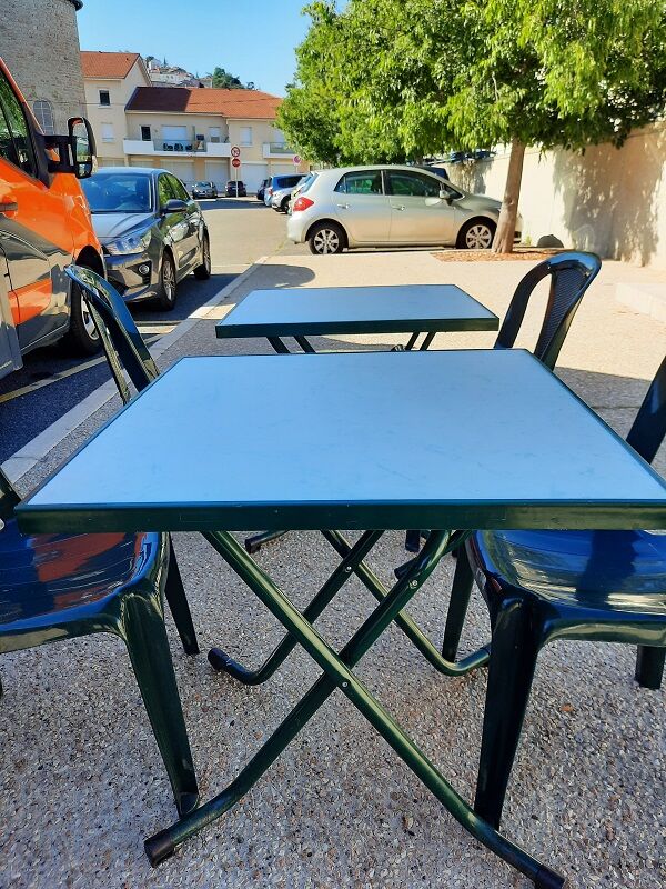 petit coin terrasse pour déguster mes pizzas 