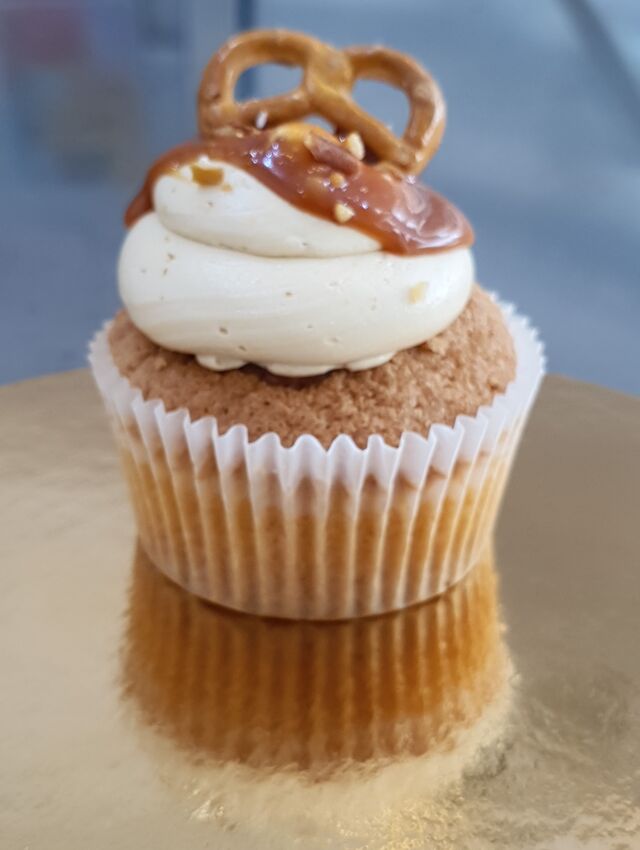 Cupcake-caramel-bretzel
