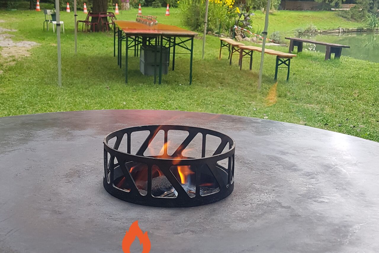 PLANCHA AU FEU DE BOIS GEANTE