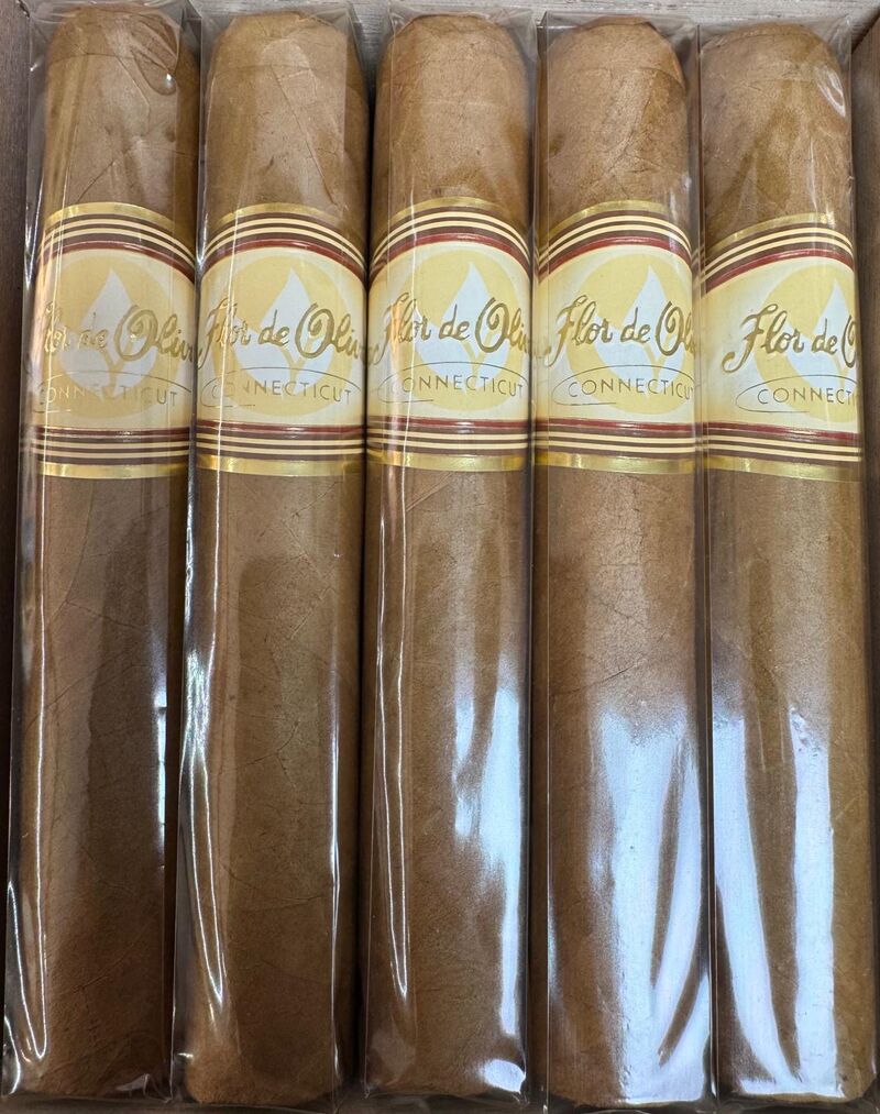 Flor de Oliva Connecticu 