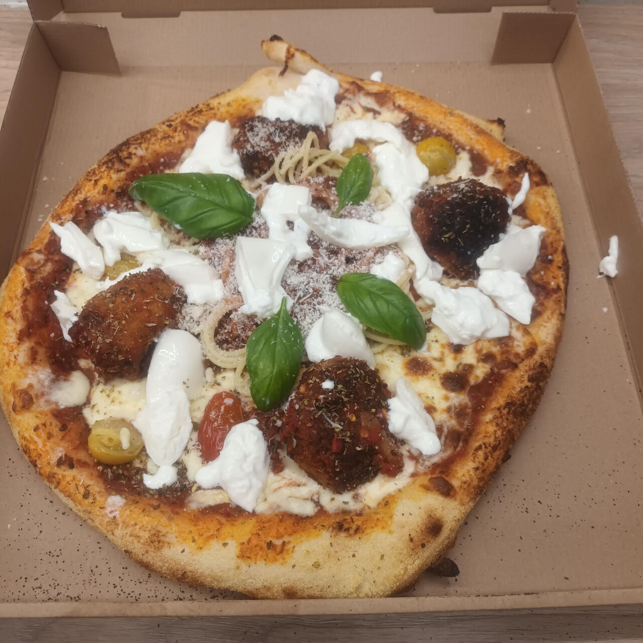 La Pizza du Mois de Mars Les Boulettes de la Mama
