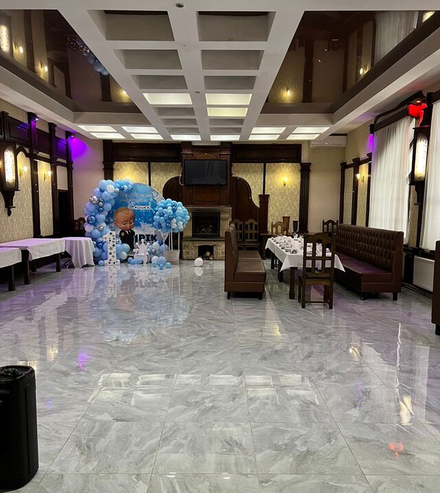 Камінний зал