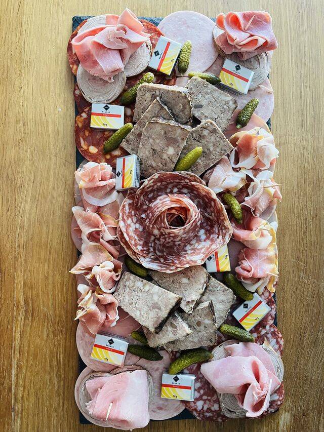 Ardoise de charcuteries à partager 