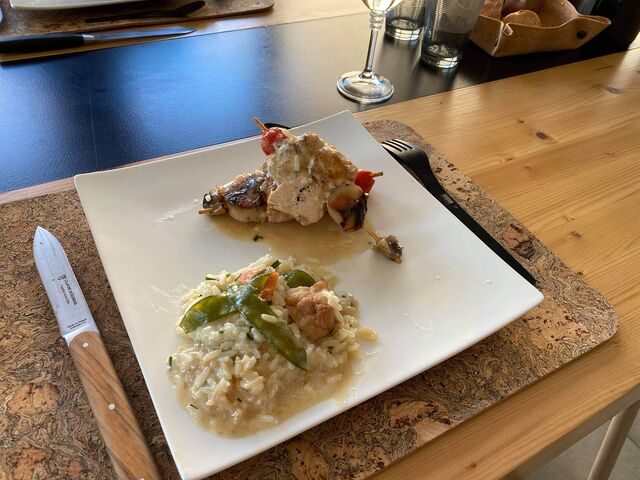 brochettes de poisson et St Jacques sauce champagne