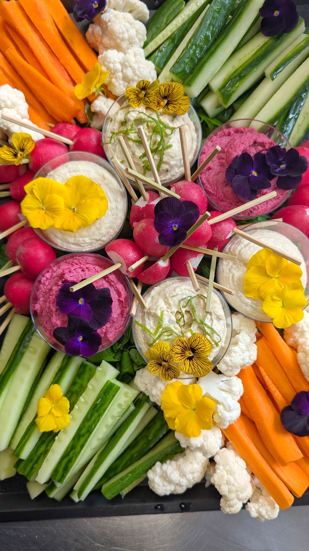 Trio de houmous et crudités 