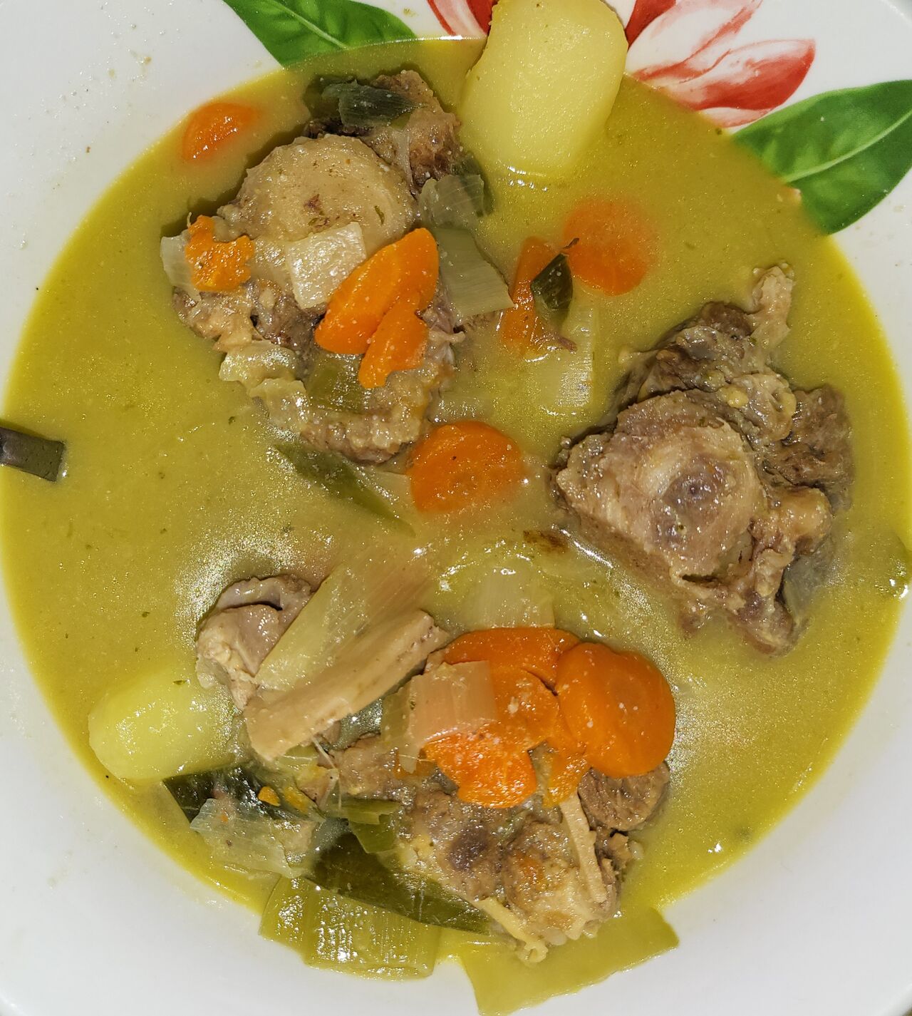 BOUILLON QUEUES DE BŒUF