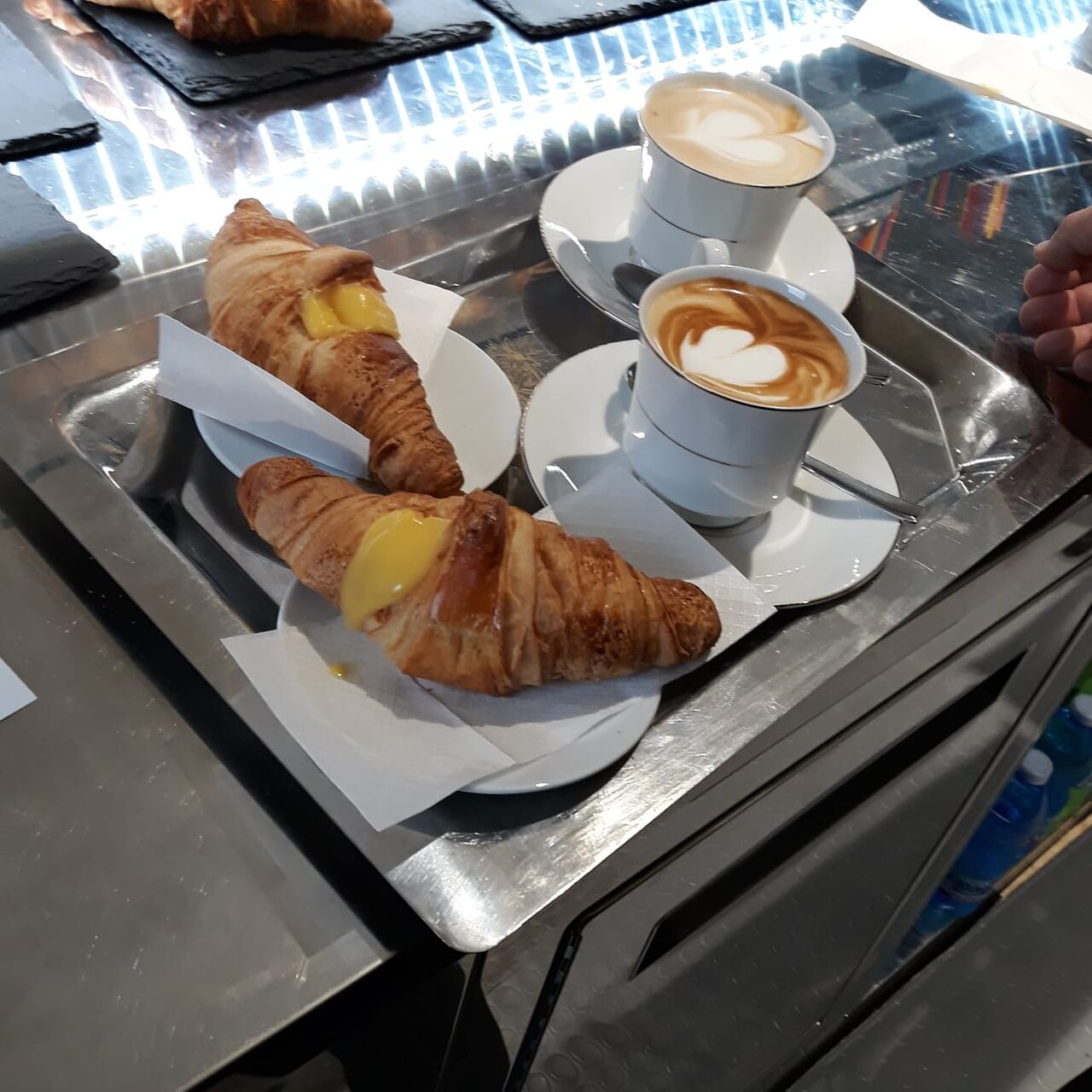 Venite ad assaggiare le nostre brioches riempite da noi tutte le mattine. 