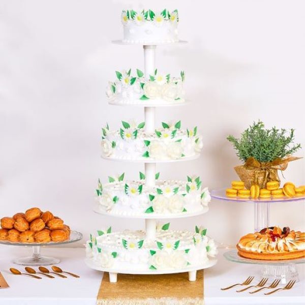 BELLA ROSA
Dès 3,32€ la part
Génoise chocolat et crème chocolat
Génoise nature et crème : vanille, noisette, coco ou fraise
