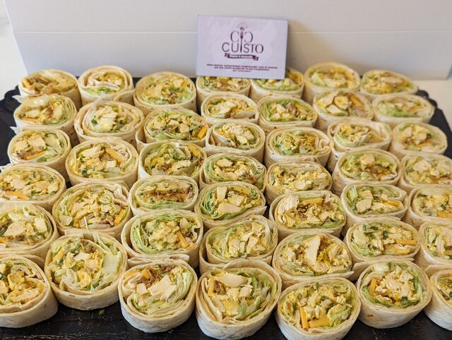 Grand plateau de wraps au poulet 